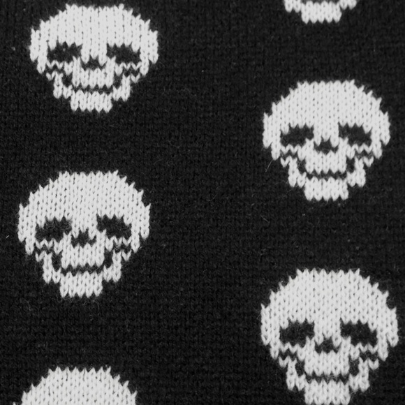 No Boundaries V-Neck Skull Print Sweater Vest Size M - Picture 3 of 7